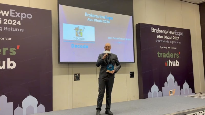 Decode Global Receives Best Forex Fintech Broker Award at BrokersView Abu Dhabi Expo 5 WX20241015 160955 1728983726VRrf2taGbX